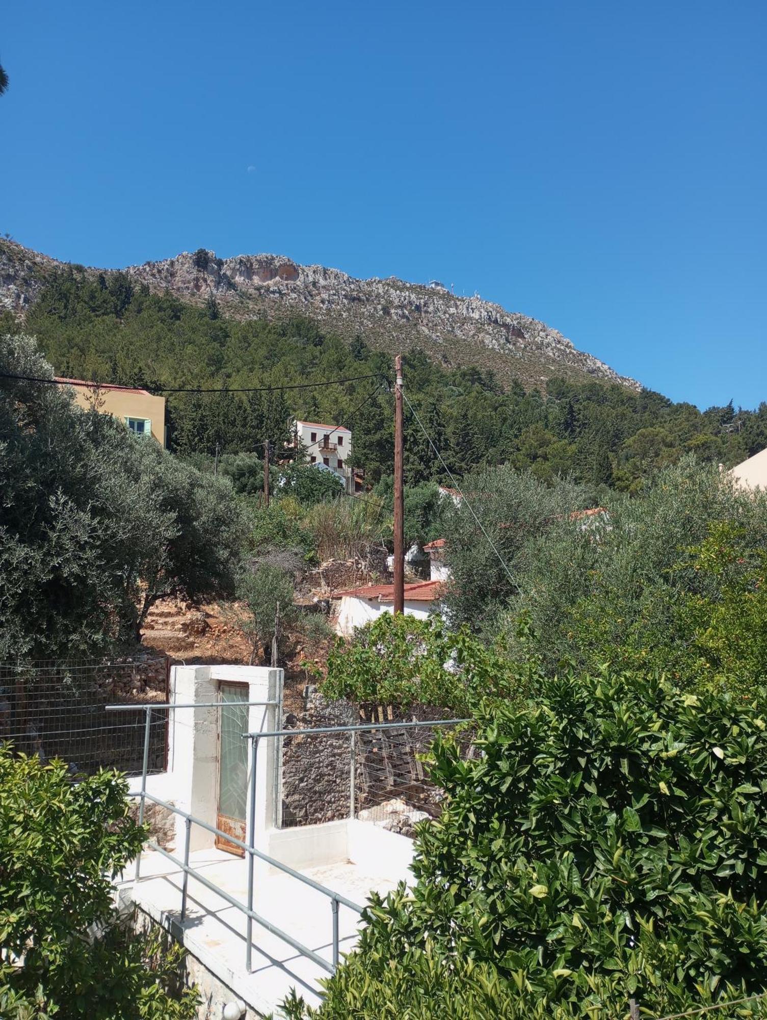 Paradisos Kastellorizou Meyísti Dış mekan fotoğraf
